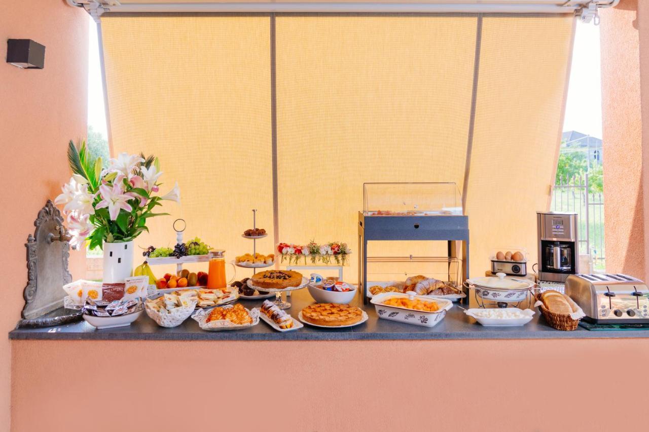 Bed and Breakfast Le Monachelle Luxury Eboli Exterior foto